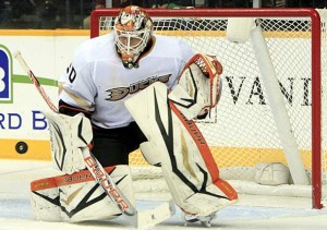 Viktor Fasth réalise des prouesses devant le filet des Ducks cette saison. (Danny Murphy/Icon SMI)