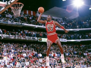 "His Airness" a plané sur le monde du basket pendant deux décennies. (Forbes)